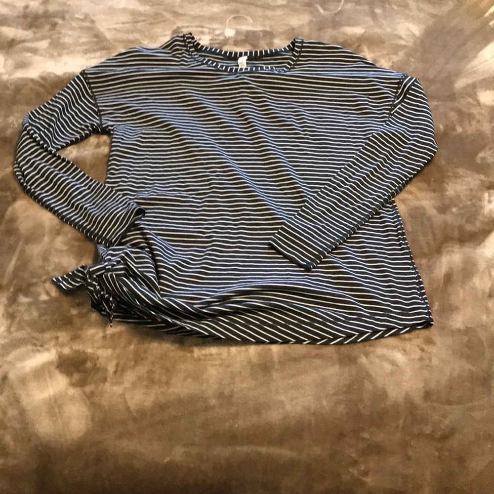 Cute Lululemon Top